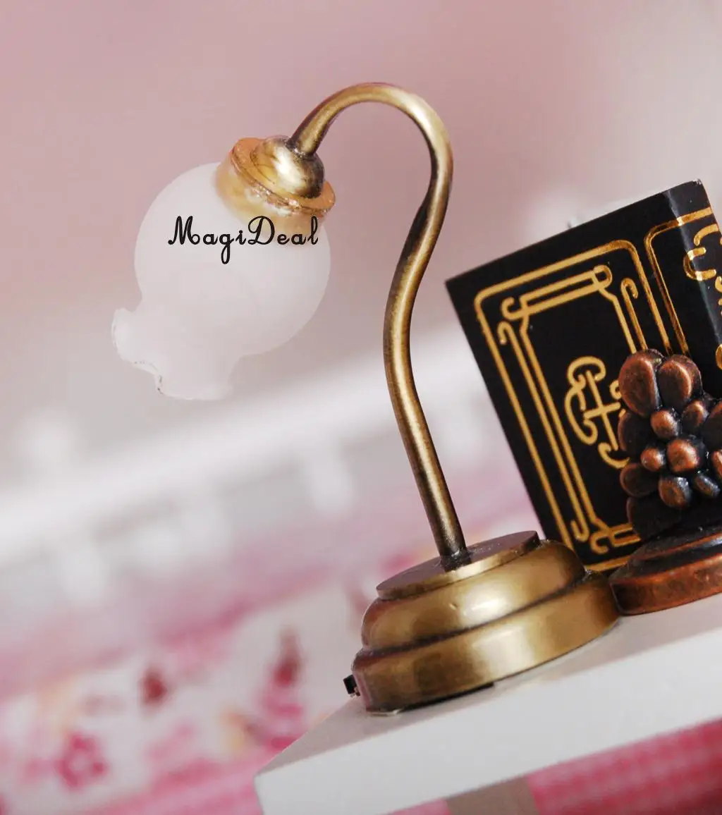 MagiDeal 1Pc 1:12 Metal Dollhouse Miniature  Shape Table Lamp LED Light with Button Battery for Desk Lamp Model Kids Room