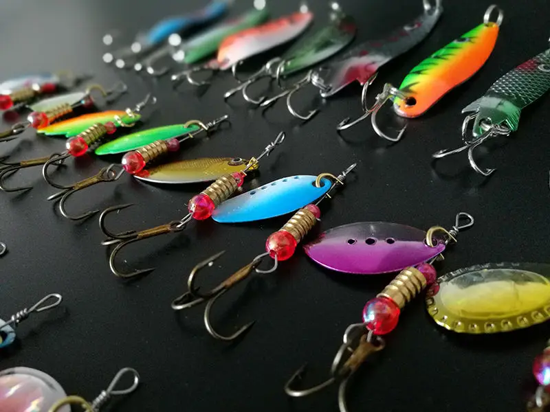 31Pcs Fishing Lures Kit with Fishing Tackle Box Fishing Spoons Metal Sequin  Lures Colorful Vivid Bright Metal Fishing Bait - AliExpress