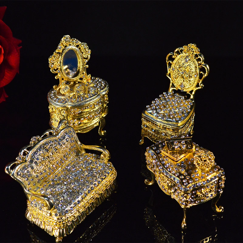 Qifu создать золото, полное бриллиантов набор мини-мебель для домашнего декора
