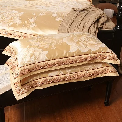 White Silver Color Jacquard Luxury Bedding sets 4/6 Pcs Queen/King size lace cotton Stain Bed set Bed linen Duvet cover pillow 123