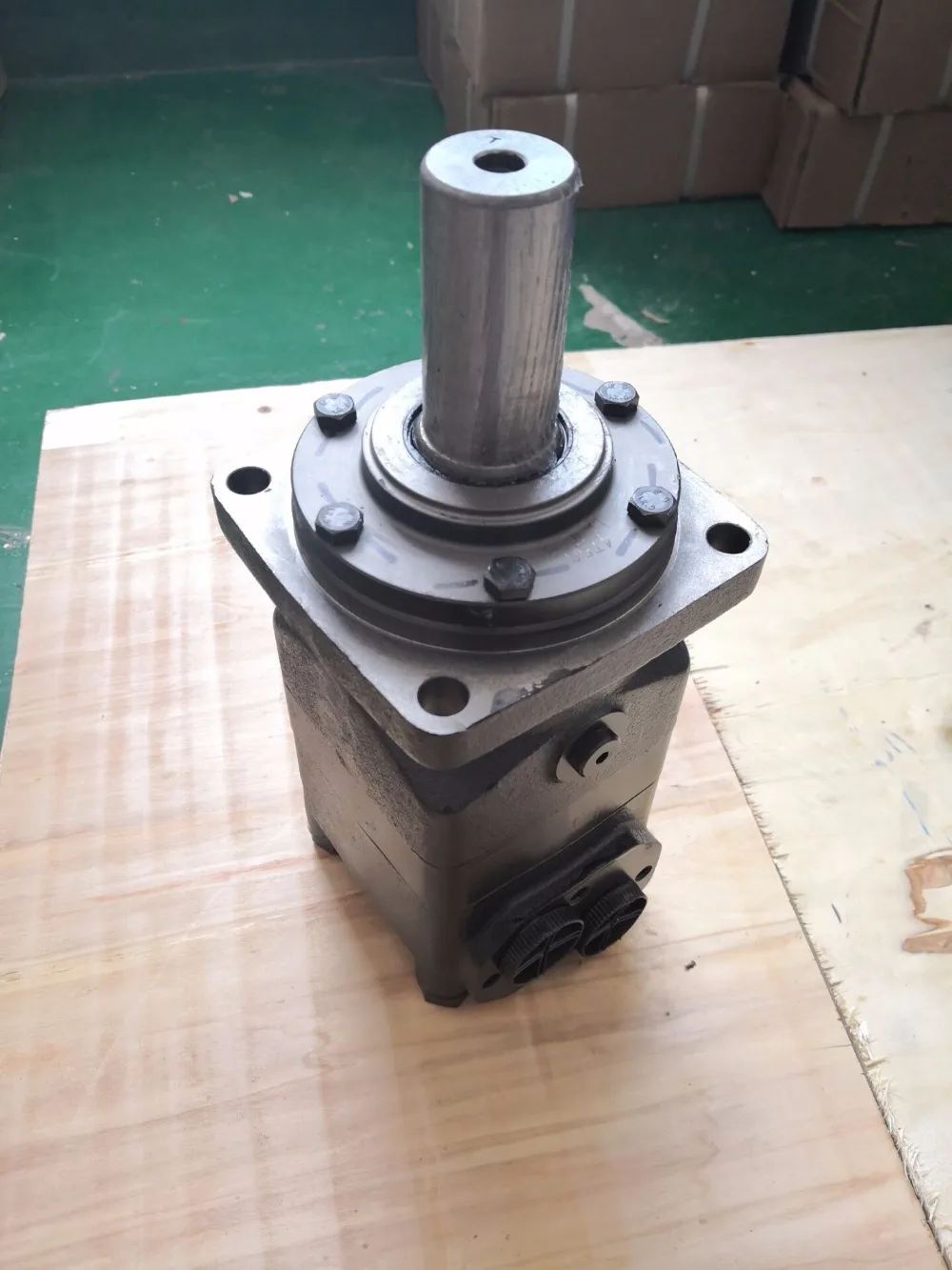 

HYDRAULIC MT630 Hydaulic Oil Motor