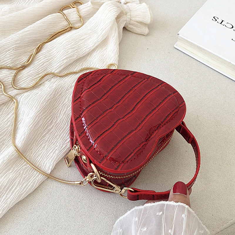 

Brand Designer Heart Shape Crocodile Pattern Shouder Bag Chain Messenger Bag Lovely Red Black Women Handbags Female Totes