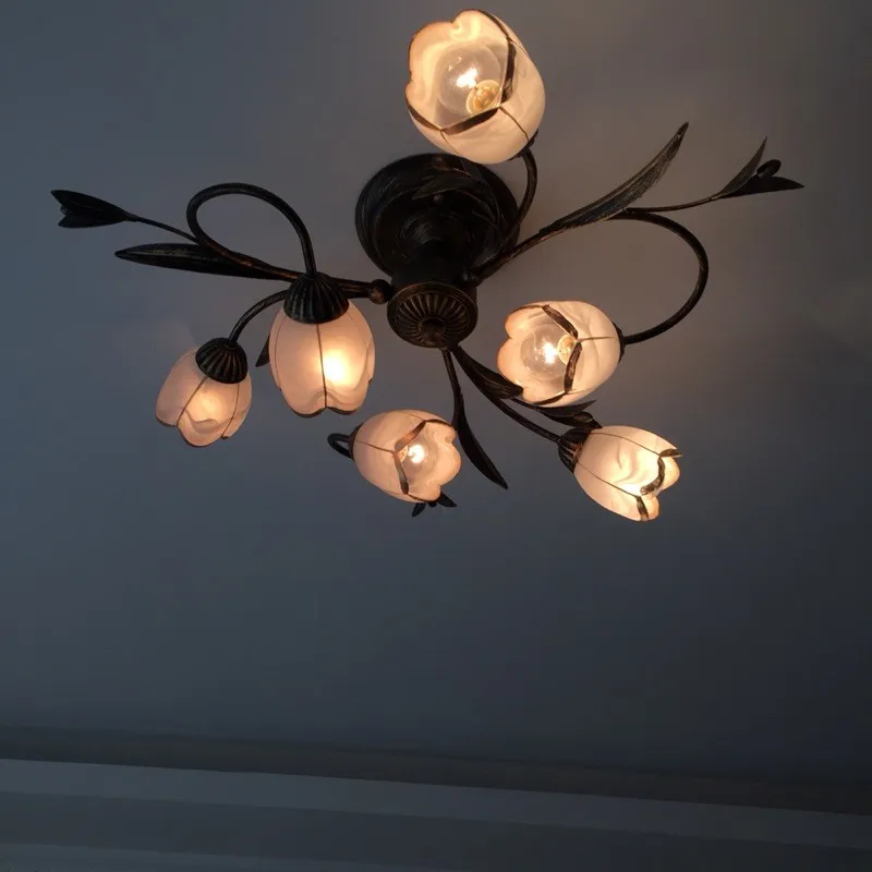 ceiling lamp