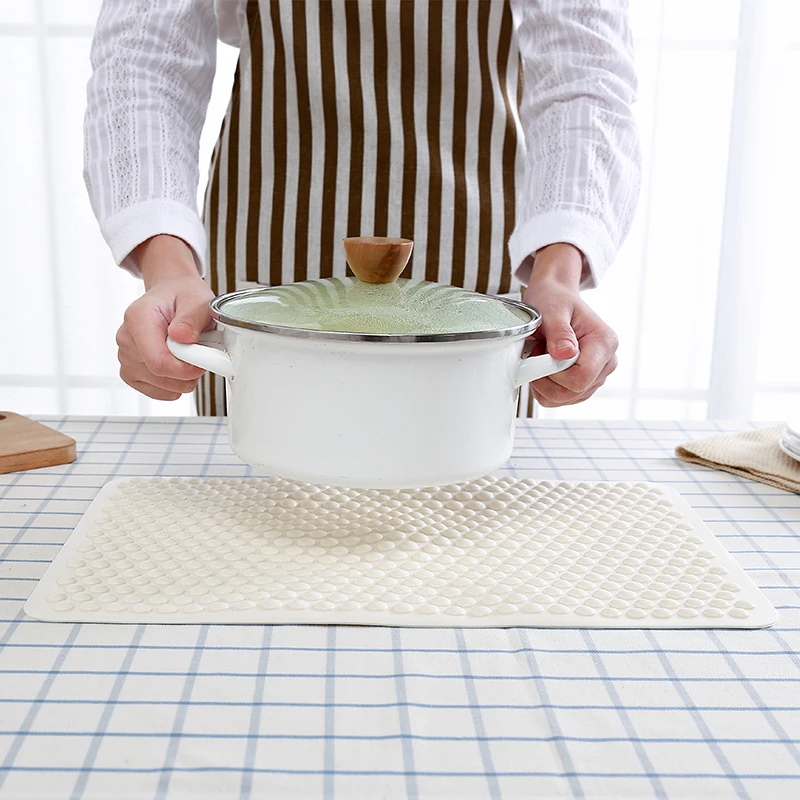 Fashion Kitchen Rectangular Silica Gel Thermal Insulation Pad silicone