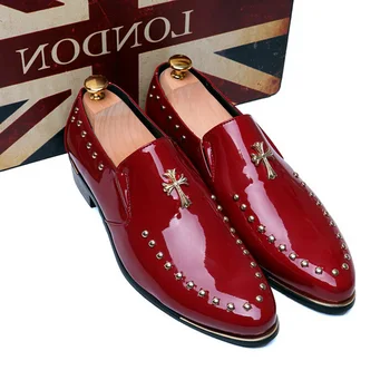 

Nice New Personality Men Punk Style Patent Leather Rivets Slip-on Oxfords Shoes Fashion Pointed Toe Hair Stylist Shoes For Men