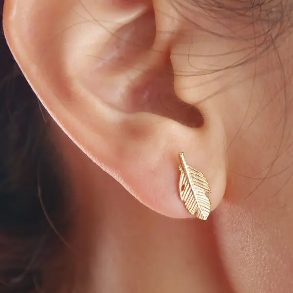 Женские серьги в виде пера Shuangshuo маленькие пусеты стиле панк ED038 2017|fashion stud earrings|stud