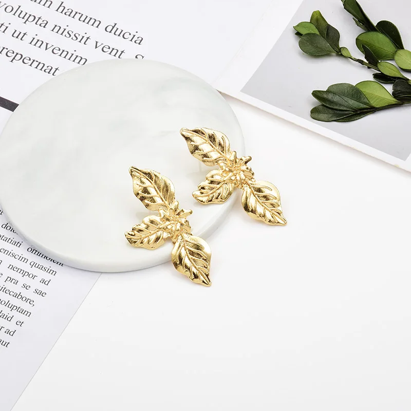 

ZA New Metal Shape Leaf Drop Earrings Statement Trend Pendientes Bijoux For Women Girls Party Gift Jewelry