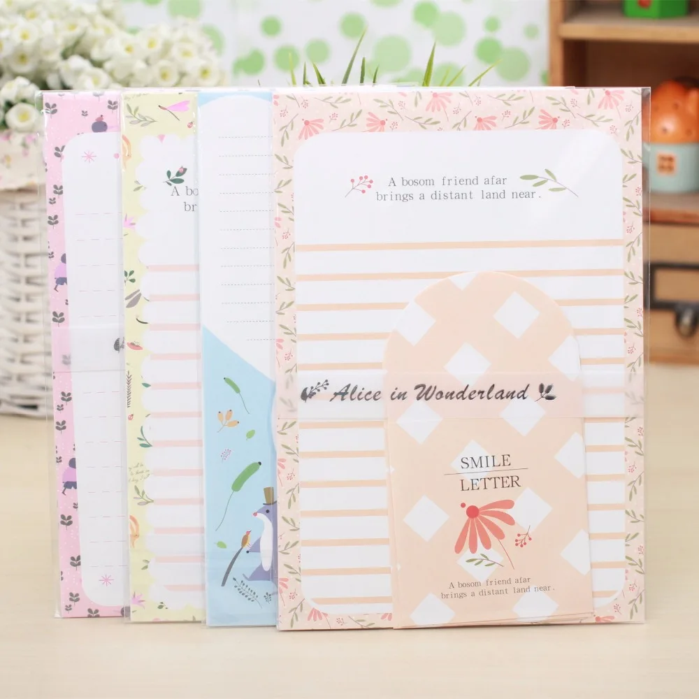 

9pcs/Set 3 envelopes + 6 sheets letter paper Alice in Wonderland Cartoon Animal Envelope For Gift Korean Stationery