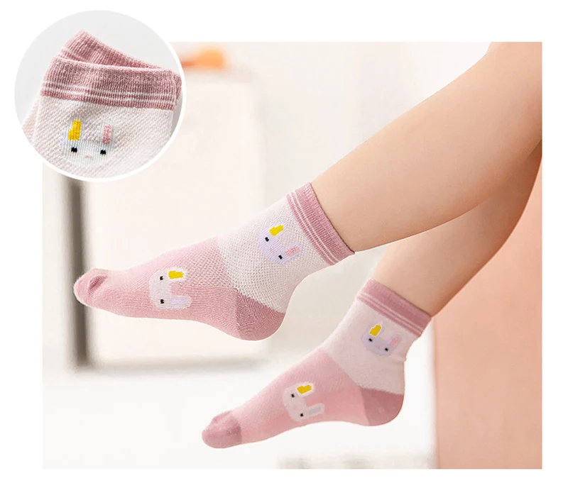 sock X  (7)