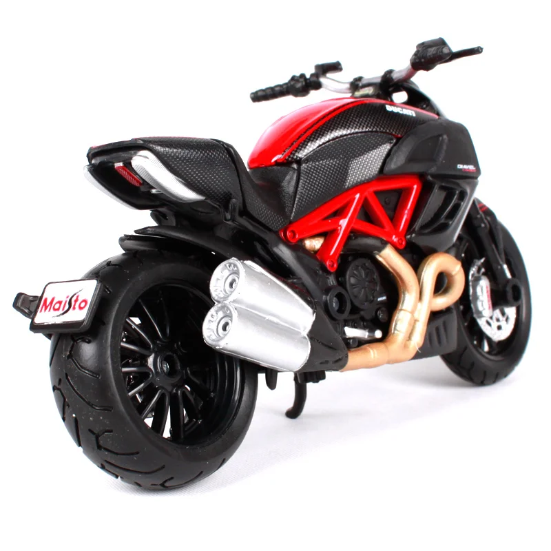 MAISTO 1:18 Ducati Diavel Carbon MOTORCYCLE BIKE DIECAST MODEL TOY NEW IN BOX 
