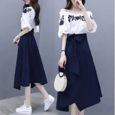 

Dress spring 2019 new temperament goddess fan clothes dresses