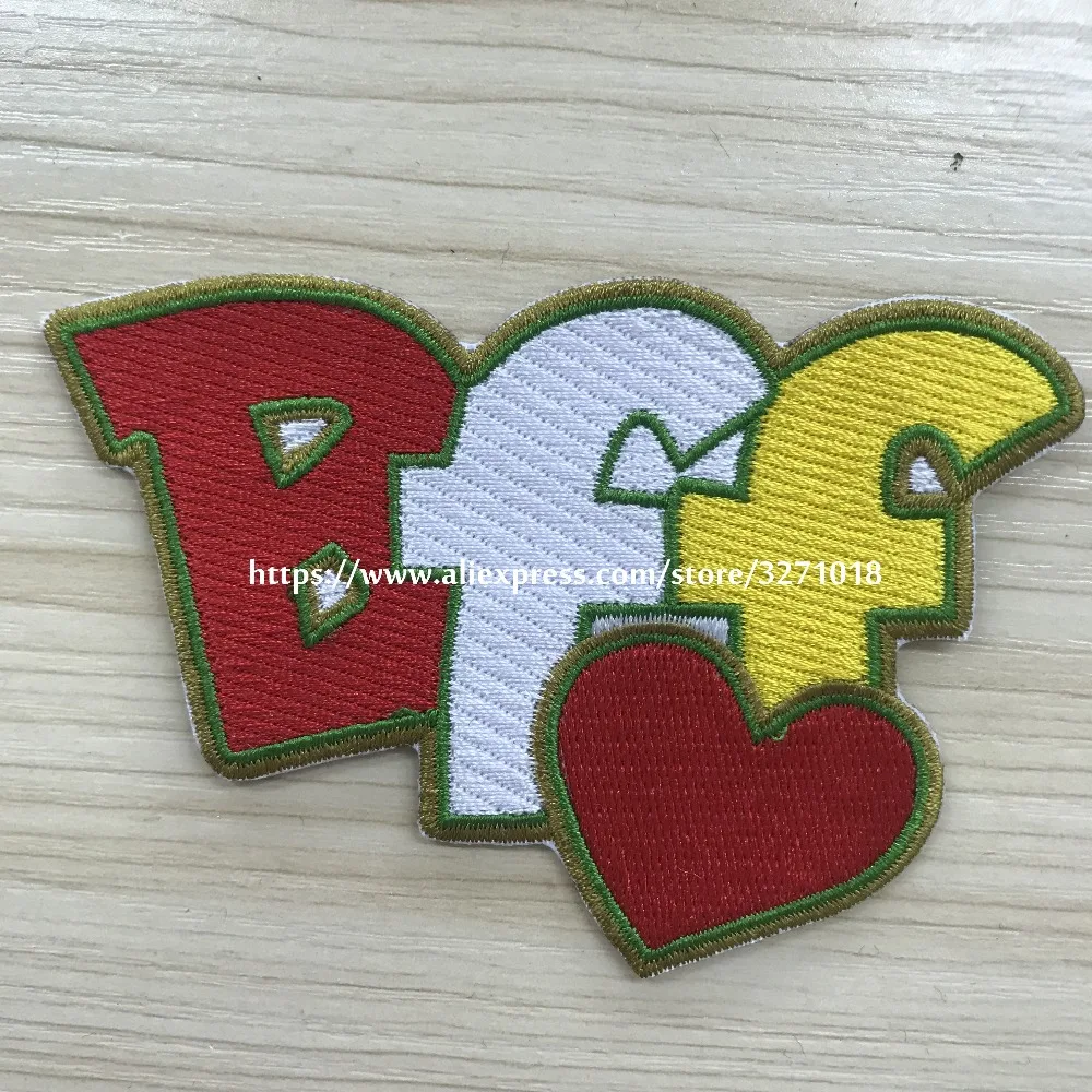 

create iron on badges for 2020 oeteldonk carnival party