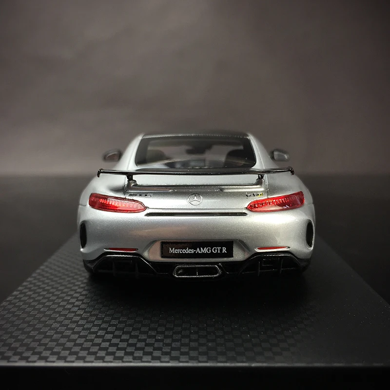 Ограниченная Коллекция 1/43 AMG GTR новая литая металлическая настольная модель дисплея