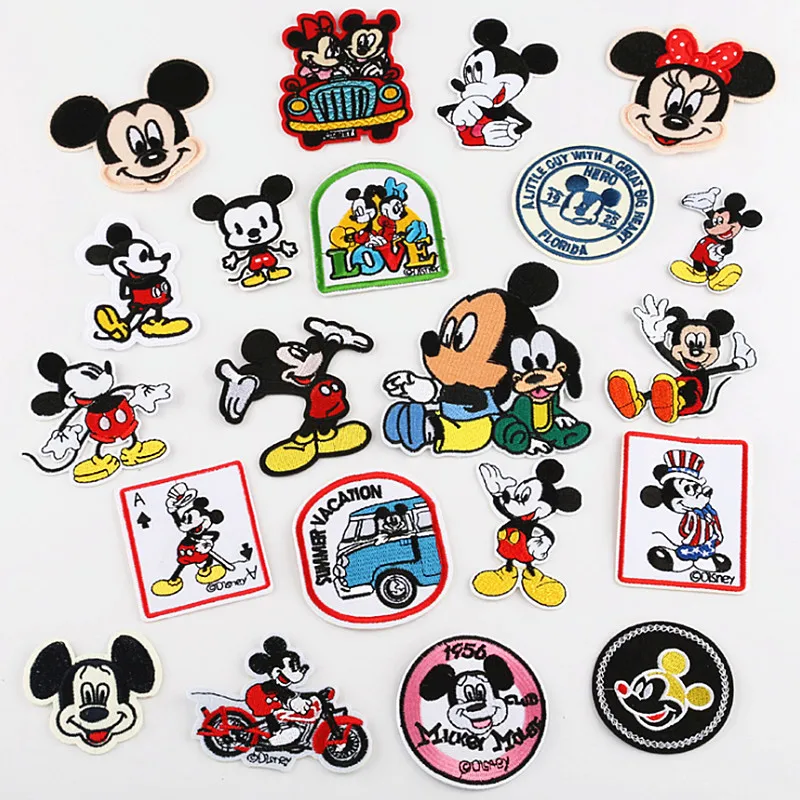 

1Pcs Minnie Mickey Pattern Series Cartoon 3D Circle Embroidered Patches Appliques Stickers Iron On Clothing Fashion DIY Patches