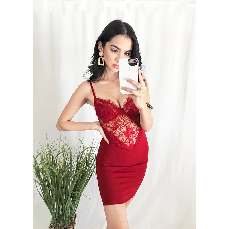 

2019 Summer Women New Sexy Sling Lace Hollow Out Slim Fit Waist Dress Fashion Backless Package Hip Party Club Lady's Dress F4
