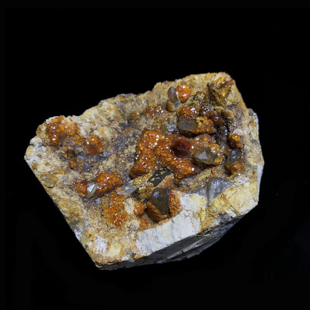 

368g NATURAL Stones and Minerals Rock SPECIMEN Garnet RARE ORE UNIQUE MINERAL B12-28