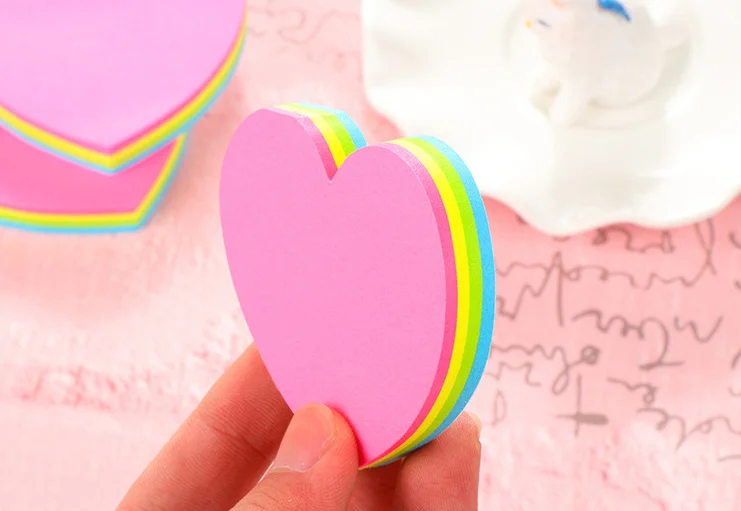 

Cute 4 color heart Self-Adhesive Memo Pad Sticky Notes Post It Bookmark School Office Supply Escolar Papelaria