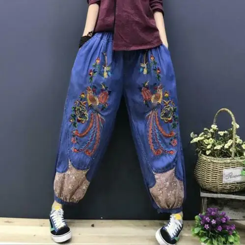 New 2017 Women's Vintage Embroider Flowers Jeans Sexy