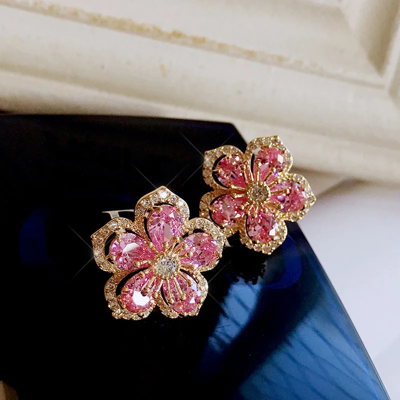 

2018 New Korean Fashion Big Pink Five-petaled Flowers Stud Earrings Women Jewelry High Grade Cubic Zirconia Gold Color Girl Gift