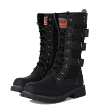 Армейские ботинки; мужские высокие военные ботинки с металлической пряжкой в стиле панк; мужские мотоциклетные ботинки до середины икры; мужская обувь на шнуровке в стиле рок
