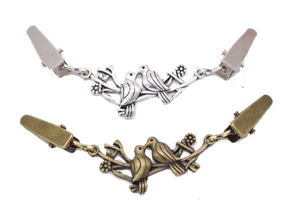 

1pcs New Bird pattern Vintage silver plating alloy duckbill clip female dress chain cardigan sweater sweater clip