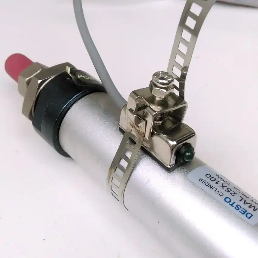 5Pcs/Lot Sensor switch Clamp for Round Air Cylinder Bore 10 80mm CS1 F