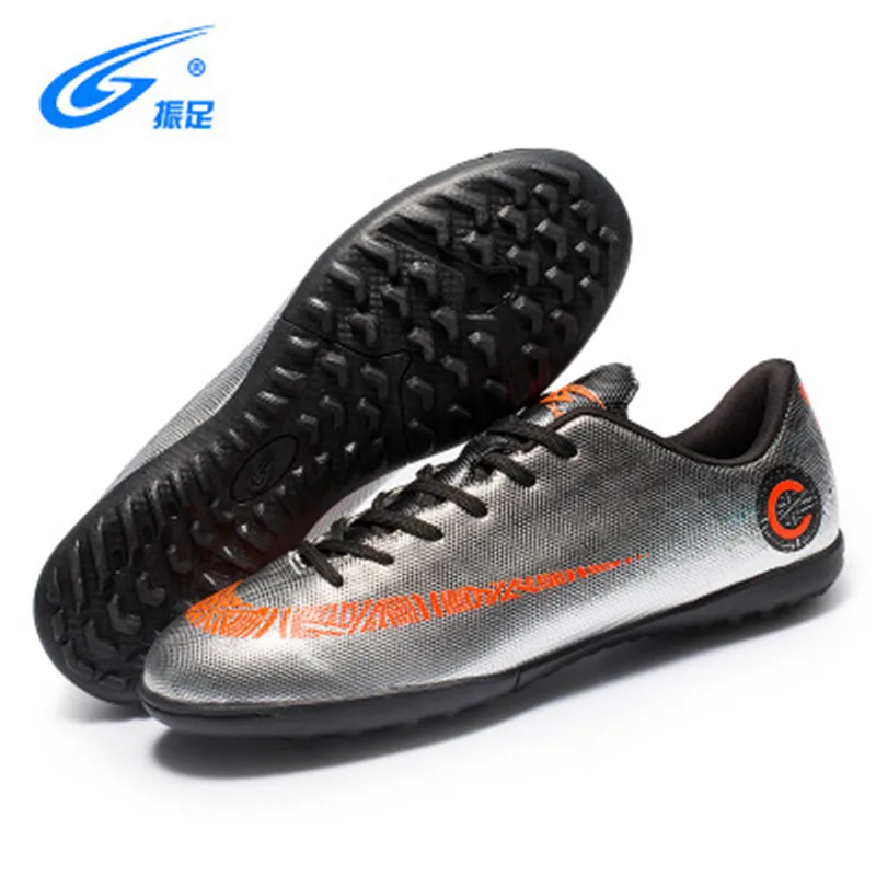 

2019 new manufacturers direct selling artificial lawn training shoes broken nail football shoes, gold combat Football Shoes
