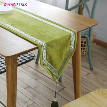 

ZYFMPTEX European Luxury Embroidered Table Flag Velvet Fabric TV Cabinet Coffee Table Cloth Wild Bed Tail Towel Table Runners
