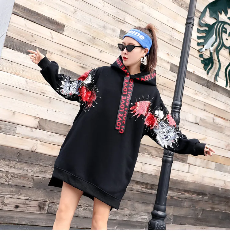 

2018 Winter and Autumn Fashion Black Hoodies Women Sequins Eagle Loose Hooded Sweatshirt Pullovers With Pin
