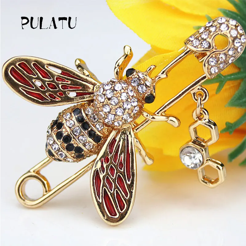 

Pulatu Cute Honeybee Women Brooches Animal Shapes Crystal Red Green Bee Brooch Pins 63*48mm Badges For Clothes Female Brooches