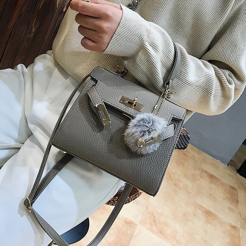

INS Style Ladies Shoulder Crossbody Messenger Bags High Quality Women Bag Fashion Female PU Leather Kally Plush Pendant Bag