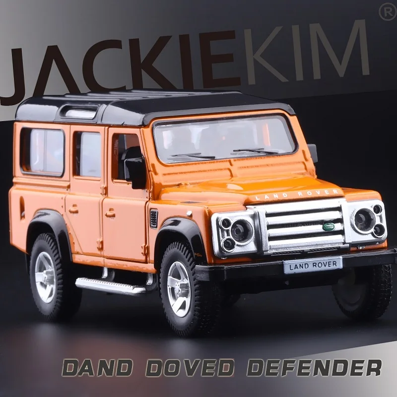 Точная имитация эксклюзивный Diecasts& Toy Vehicles: RMZ городской автомобиль Стайлинг Defender внедорожный 1:36 сплав модель автомобиля SUV тяните назад Автомобили