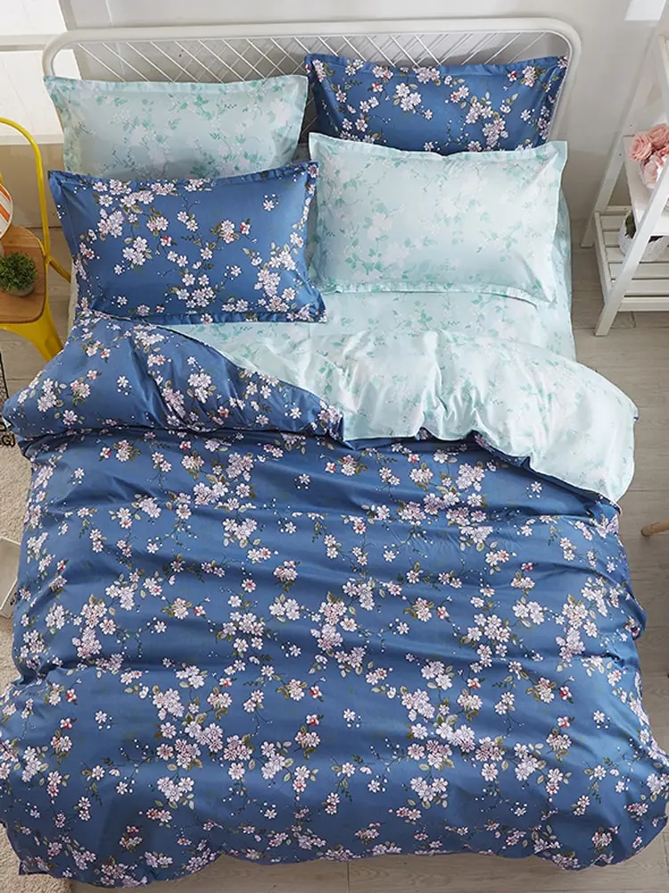 

4Pcs Bedclothes Suit Simple Floral Pattern Solid Cosy Bedsheet Set