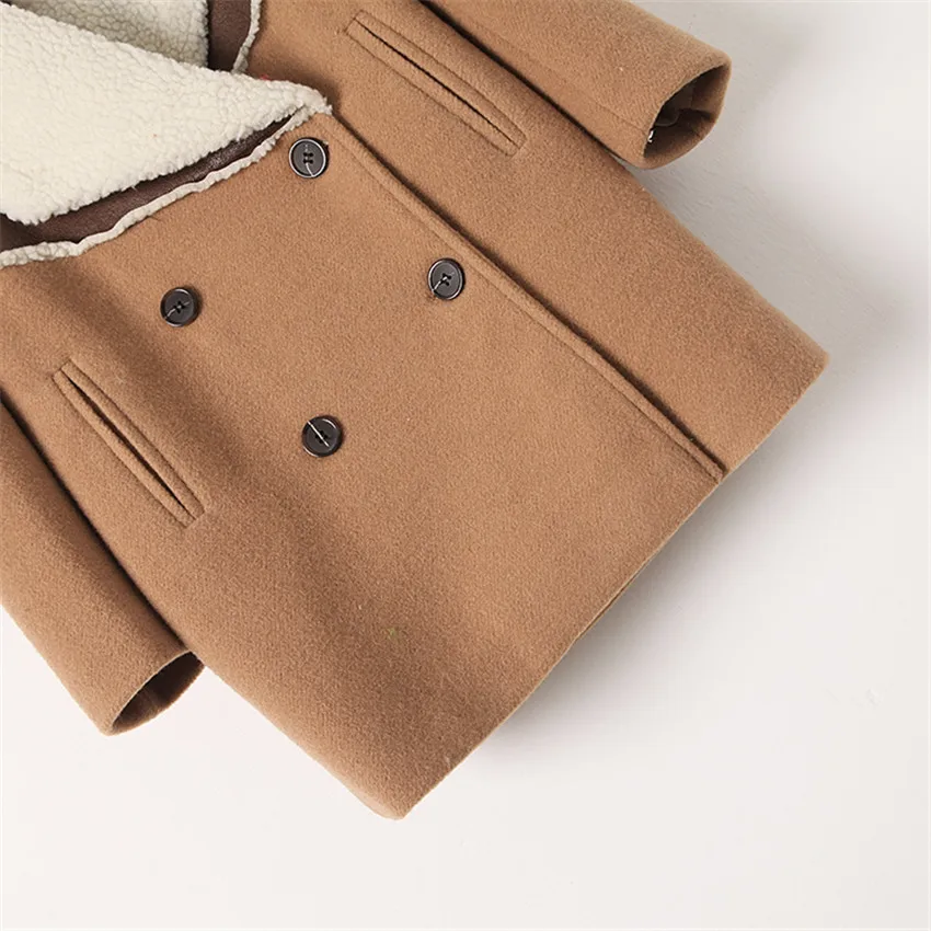 2017 Autumn Winter Fashion Big Lapel Woolen Coat Women Double Breasted Faux Suede Outerwear Windbreaker Lady Spliced Coats Mw032