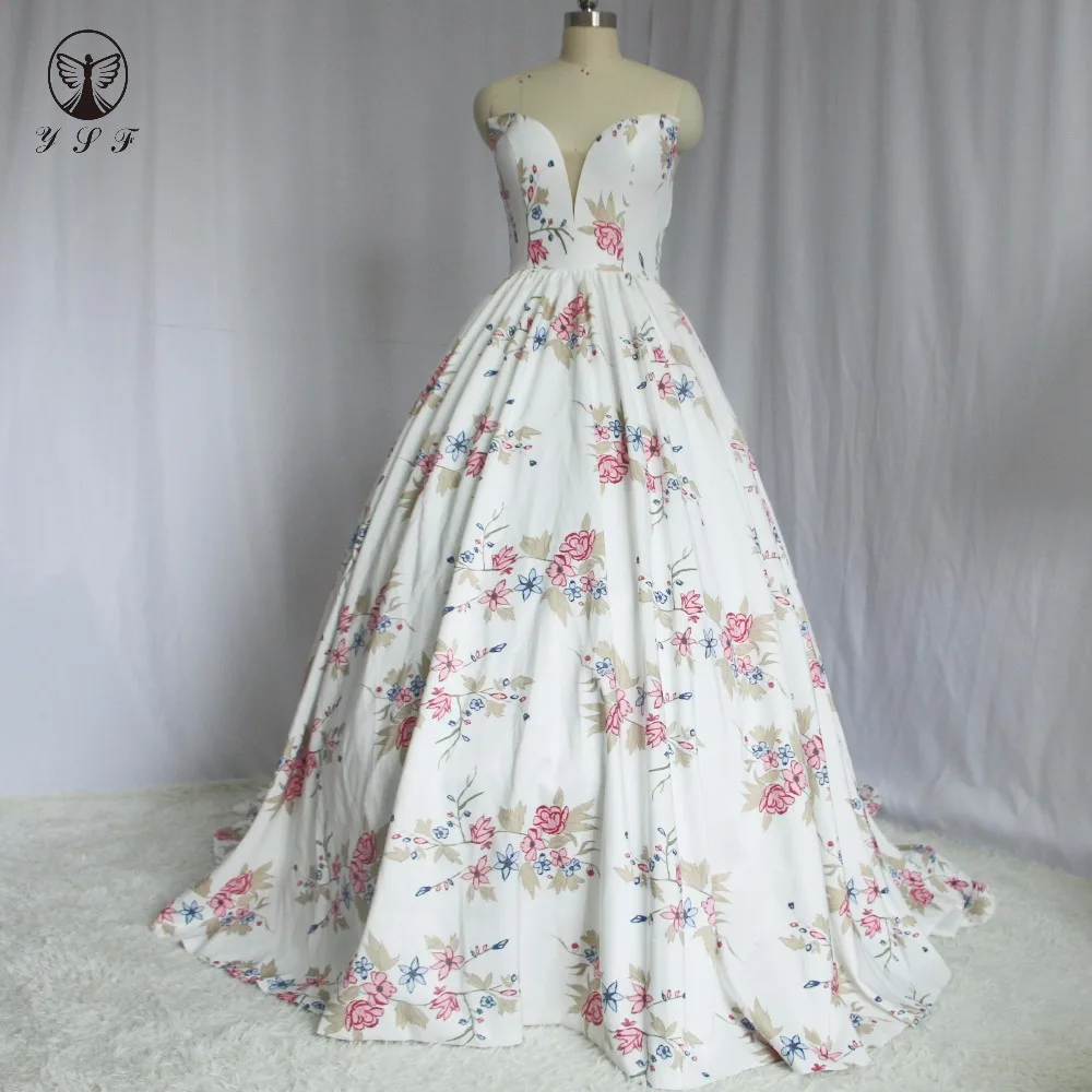 

2018 Spring Off the Shoulder Sweetheart Sleeveless Print Flowers Pleated Lace Up A Line Prom Dresses