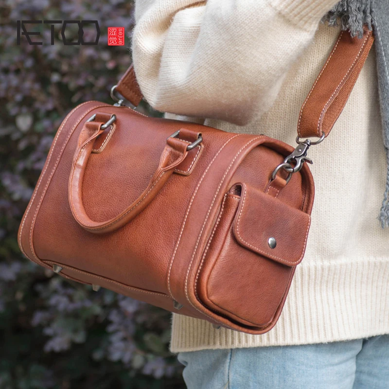 

AETOO Lady head layer cowhide handmade shoulder bag