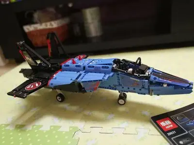 

1151pcs New Technic Series The Jet Racing Aircraft Model Building Kits Brick Blocks Figures Toy Compatible Lepins