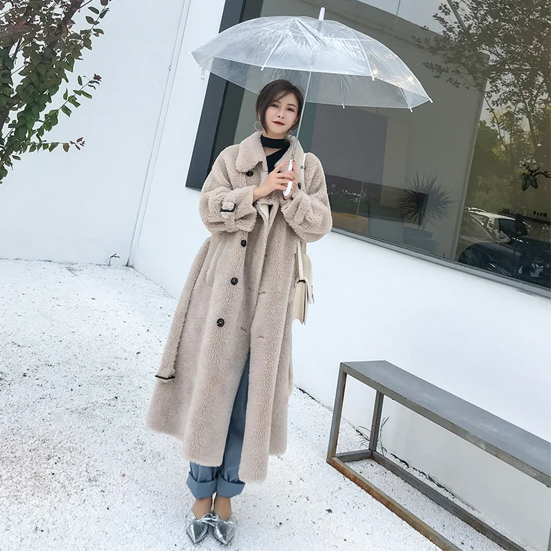 

Women 100% Wool Coats Long 2018 Fashion Winter Lambs Fur Female Jackets Loose Big Code Overcoat Thick Warm Fur Multiple Colors
