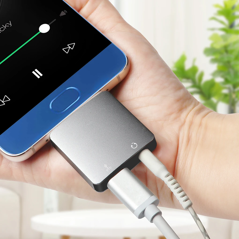 Type c To Audio Port Jack Splitter Headphone Adapter 3 5mm AUX Charging Interface Converter