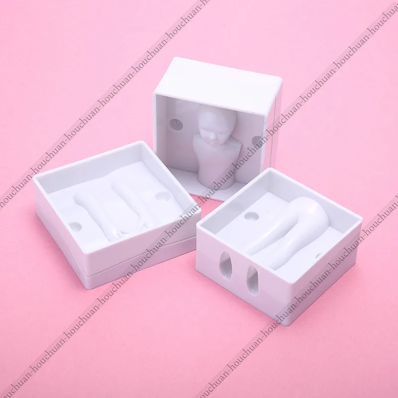 

6Pcs/set 3D Girl Body Doll Cutter Fondant Mold Cake Cookie Sugarcraft Chocolate Mould Modelling Decorating DIY Kitchen Mold Tool
