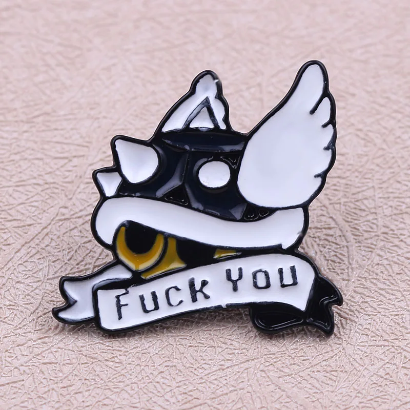 White Mario Kart Enamel lapel pin Men Jewelry Game Mario Funny Cute Women Accessories Punk Gothic Brooches Badge Hip Hop Broche