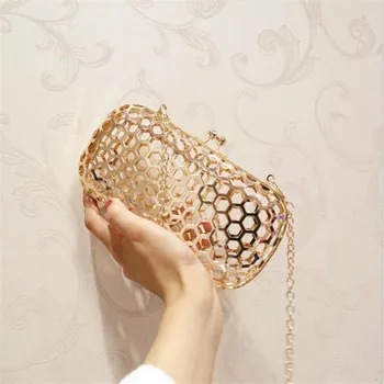 

2020 high quality gold evening clutch bags luxury hollow out party bags with chain wedding banquet bags mn1007