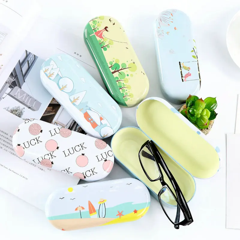 MINCL/ design Sunglasses Hard leather glasses Case cute Protector