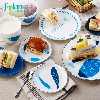 

The new bone china tableware Western garland children 6 piece cartoon dishes combined health tableware