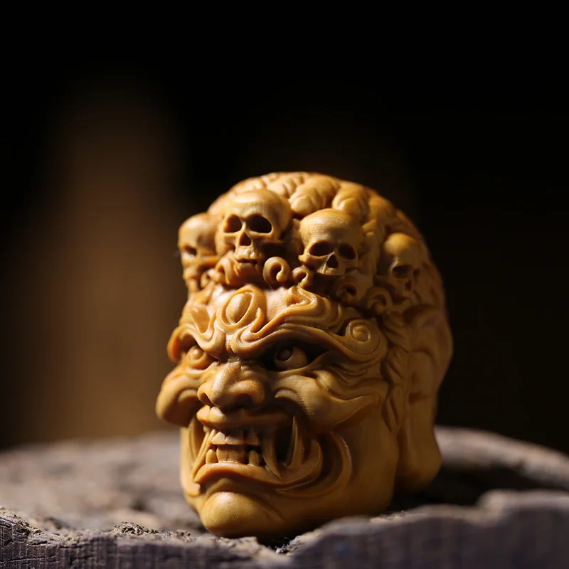 Wood Skull Statue Pluto Hell Devil Fudo Statue Head Wood Carving Car Pendant Home Decoration