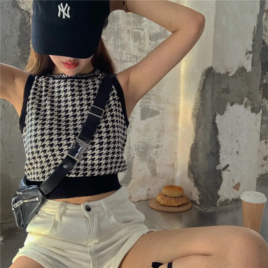 

Hot Girl Must Have Petite Crop Top Women Shirt Tank Sleeveless Sexy Camiseta Feminina Camisa Mujer