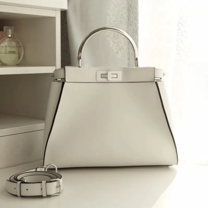 

2019041712 2019 genuine leather luxury handbags women bag runway desigin female Europe brand top quality free shipping of dhl