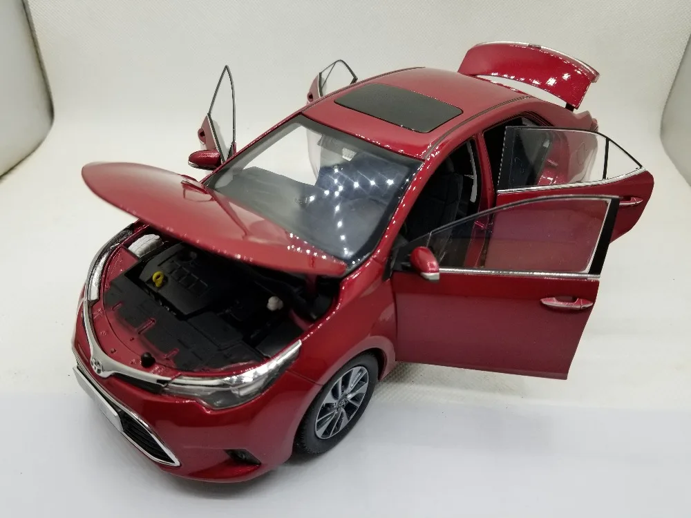 1:18 литья под давлением модели для Toyota Corolla levin фиолетовая Игрушечная машина из сплава миниатюрный коллекция подарки