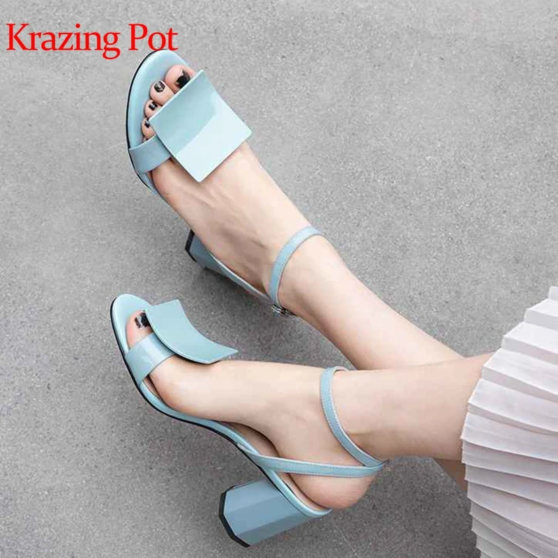 

2019 full grain leather special design peep toe high heel sandals elegant streetwear sweety lovely girl banquet party shoes L05