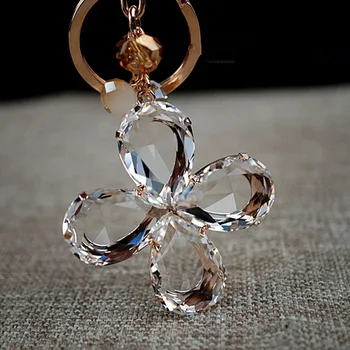 

XXXG Genuine clover Keychain Car Keychain hanging crystal diamond waist bag pendants are holiday gifts